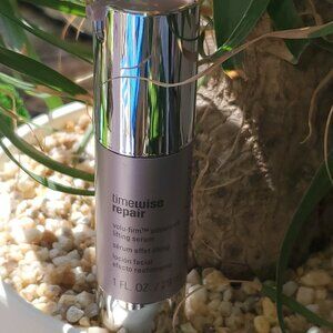 TimeWise Repair® Volu-Firm® Advanced Lifting Serum